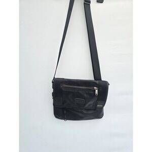 TUMI shoulder bag leather Black plain Used